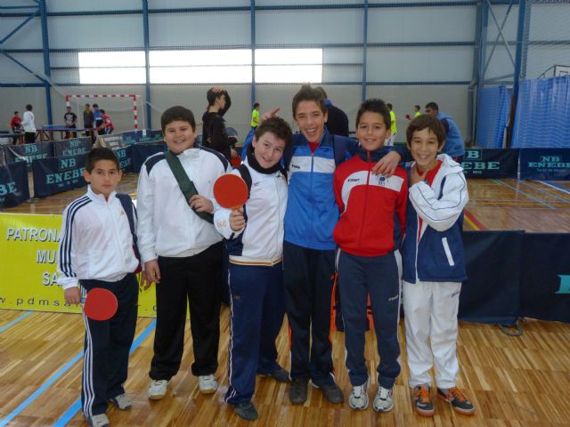El equipo alguaceño del colegio Nuestra Señora del Carmen se clasifica en campeonato de tenis de mesa - 2, Foto 2