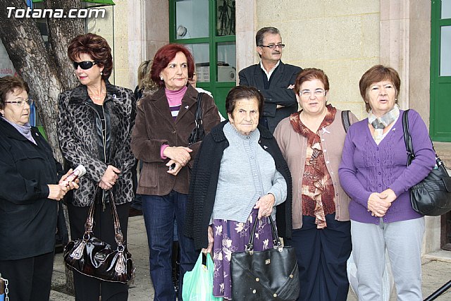 Totana se suma a la lucha contra la violencia de gnero, con una concentracin silenciosa - 4