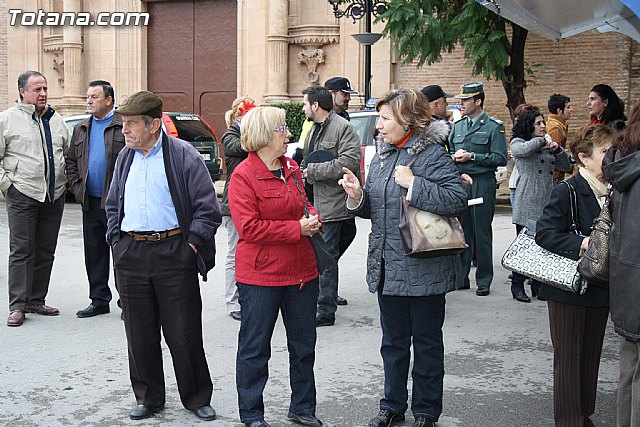 Totana se suma a la lucha contra la violencia de gnero, con una concentracin silenciosa - 6
