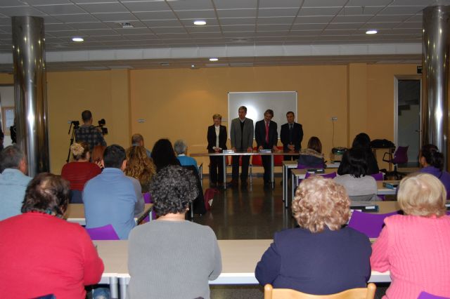 Comienza en Alguazas el  programa de apoyo al cuidador familiar: Un cuidador dos vidas - 2, Foto 2