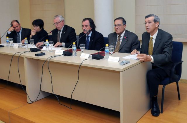 La exposición sobre el maestro Félix Martí Alpera inaugura las actividades del Centro de Estudios sobre la Memoria Educativa - 1, Foto 1
