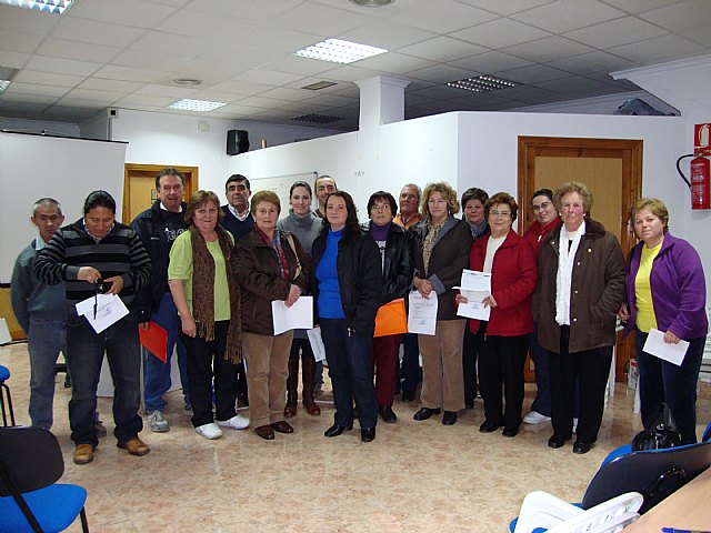 MIFITO clausura el curso de hábitos de vida saludables y cuidados adecuados de la salud, Foto 1