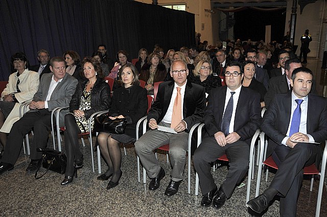 UCOERM distingue a Jos Manuel Romero, del Colegio Reina Sofa de Totana, con el Premio al Cooperativista - 1