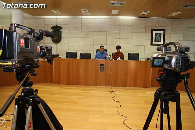 El alcalde y la portavoz del equipo de Gobierno realizan un balance del Pleno - 3