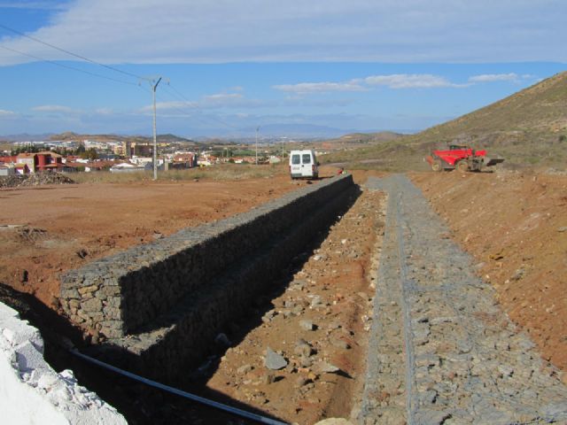 Avanzan a buen ritmo las obras de restauración de las ramblas de La Unión - 2, Foto 2