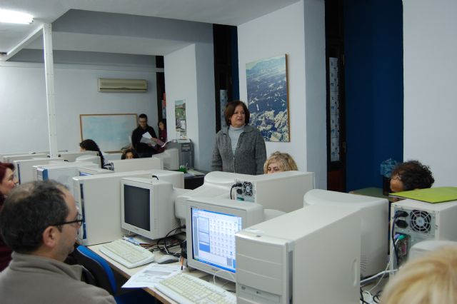Finaliza el curso de informática sobre Word en Alguazas - 1, Foto 1