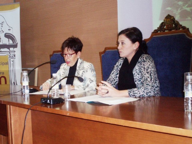 Profesionales en violencia de género analizan en Yecla las consecuencias jurídicas de los malos tratos - 1, Foto 1