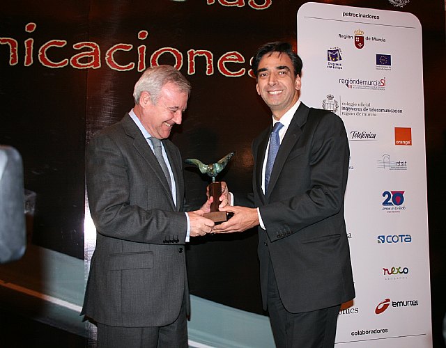 El presidente Valcárcel reafirma su apuesta por las nuevas Tecnologías de la Información y la Comunicación como motor del crecimiento - 1, Foto 1