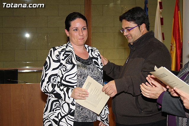 Entrega de diplomas de los cursos de salud para mujeres inmigrantes y de cuidados de personas dependientes - 16