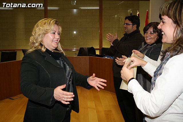 Entrega de diplomas de los cursos de salud para mujeres inmigrantes y de cuidados de personas dependientes - 27