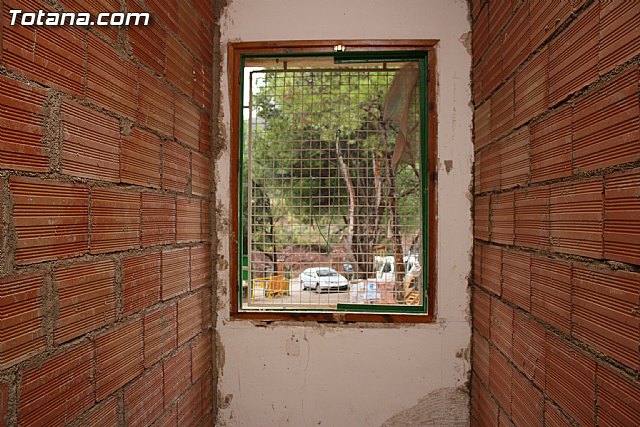 El alcalde y el concejal de Fomento y Empleo visitan las obras de restauracin de la Casa de las Monjas - 9