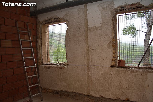 El alcalde y el concejal de Fomento y Empleo visitan las obras de restauracin de la Casa de las Monjas - 11