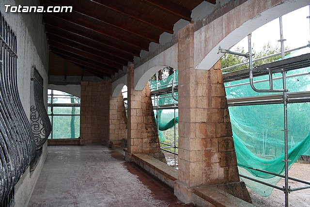 El alcalde y el concejal de Fomento y Empleo visitan las obras de restauracin de la Casa de las Monjas - 18