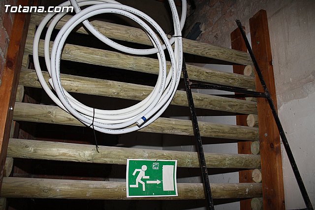 El alcalde y el concejal de Fomento y Empleo visitan las obras de restauracin de la Casa de las Monjas - 32