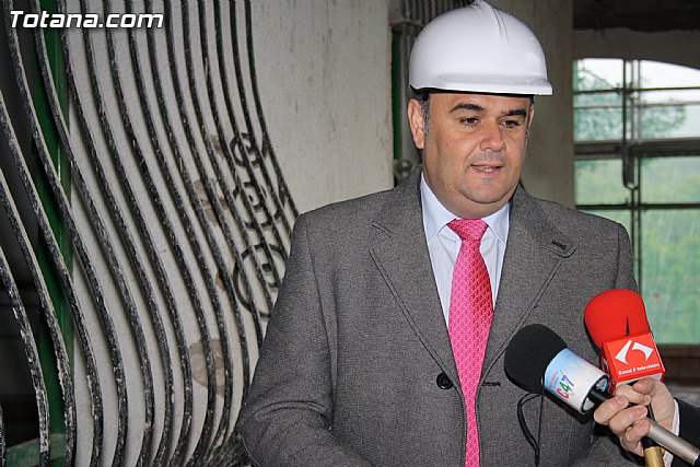 El alcalde y el concejal de Fomento y Empleo visitan las obras de restauracin de la Casa de las Monjas - 50