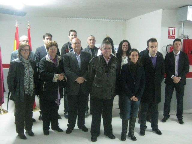 El Ayuntamiento entrega las llaves de nueve viviendas de protección pública para jóvenes en Puente Tocinos - 2, Foto 2