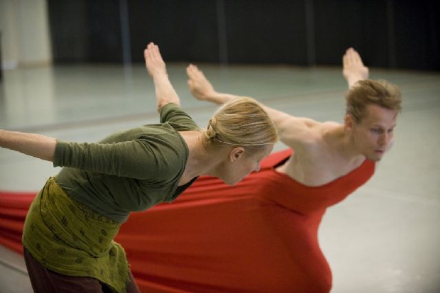 Blue Lady, la pieza más crucial de la coreógrafa Carolyn Carlson, con música de René Aubry, por fin llega a Murcia - 2, Foto 2