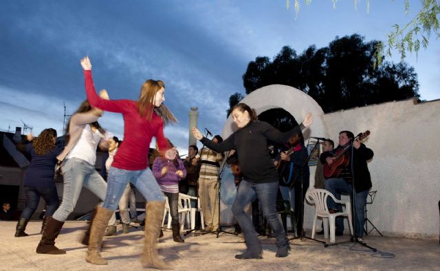 La Aljorra salió a la calle a celebrar el XVI Encuentro de Cuadrillas - 5, Foto 5
