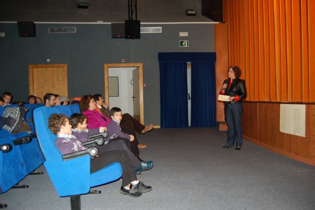 La representación 20 años después cosecha un gran éxito en Alguazas - 1, Foto 1