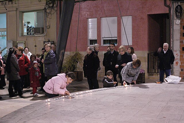 Teatro, radio, una marcha y el encendido de velas, conmemoraron en Calasparra el Día Contra la Violencia de Género - 2, Foto 2