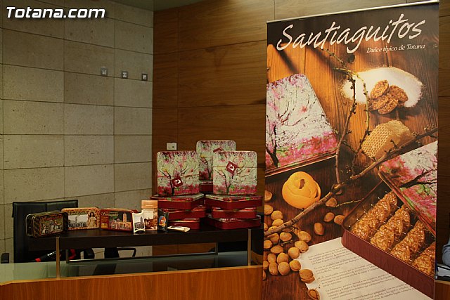 La Asociacin de Pasteleros Artesanos de Totana presenta el nuevo diseño y formato de las cajas de 