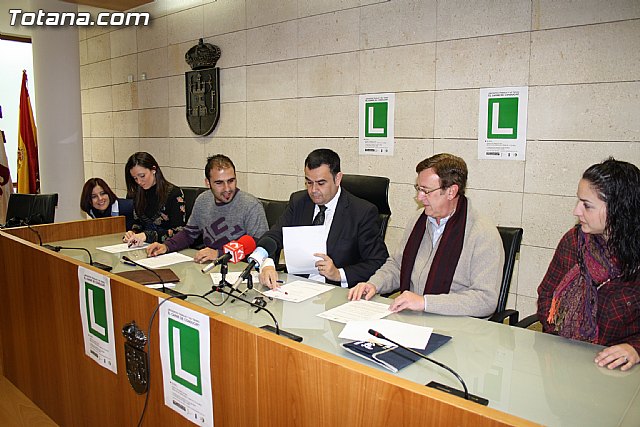 Ms de 300 jvenes podrn obtener ayudas cercanas a los 500 euros para la obtencin del carn de conducir - 1