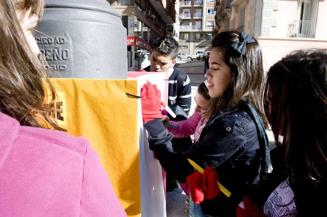 Miles de abrazos y una gran mano abierta en el Día Internacional del Voluntariado - 1, Foto 1