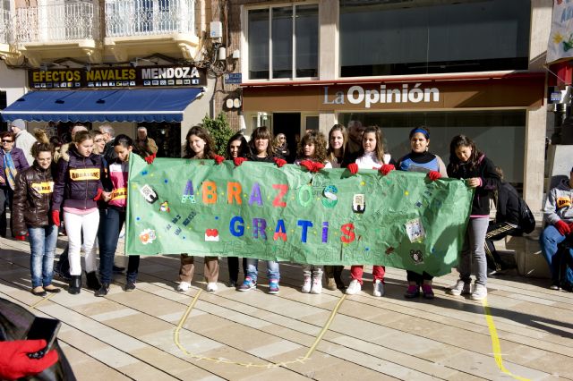 Miles de abrazos y una gran mano abierta en el Día Internacional del Voluntariado - 4, Foto 4