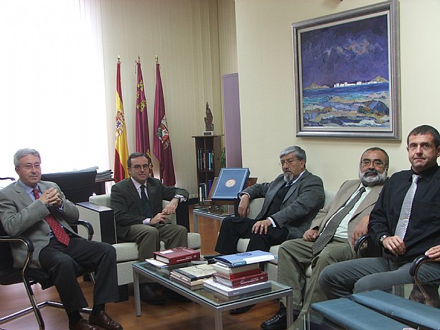 El rector de la Universidad Católica del Norte , de Chile, visita la UPCT - 1, Foto 1