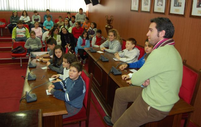 Los escolares torreños celebran la Constitución participando en un pleno infantil - 1, Foto 1