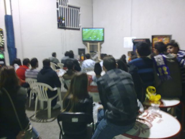 Más de medio centenar de jóvenes se vivieron el clásico de la liga en JOVAL - 1, Foto 1