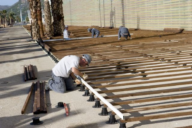 Madera de abeto para el entorno del Auditorio - 1, Foto 1