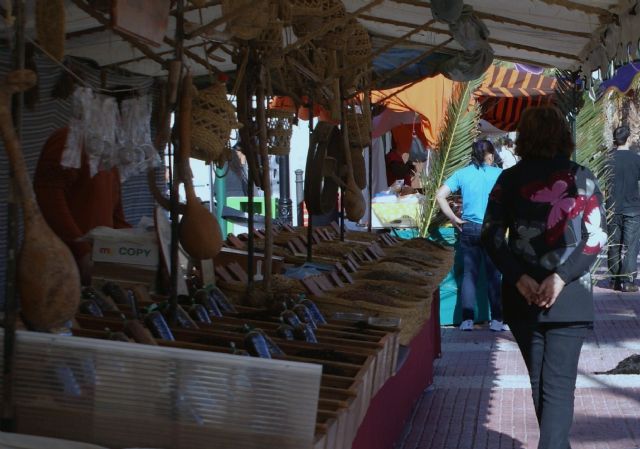 La explanada de Lo Pagán acoge un mercado romano con multitud de productos artesanales - 1, Foto 1