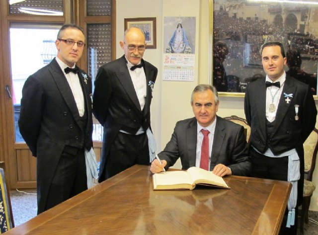 El delegado del Gobierno en Murcia asistió a los actos de la Fiestas de la Virgen, en Yecla - 1, Foto 1