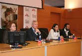 Valcrcel anima a los murcianos a participar en la campaña de Mdicos Sin Fronteras Pastillas contra el dolor ajeno