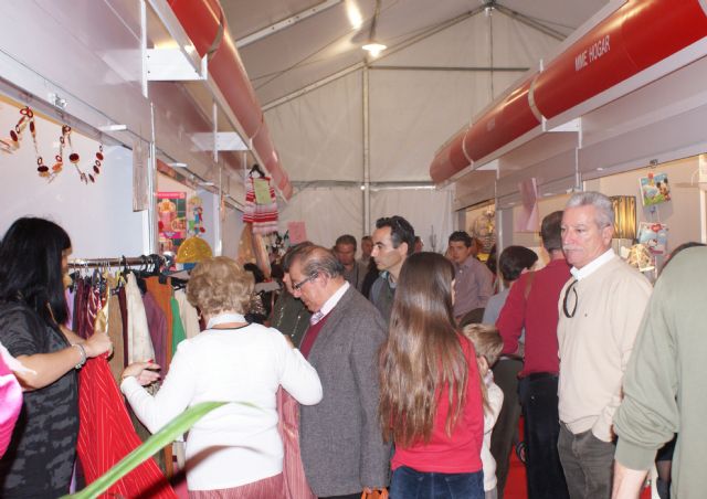 Más de 18.000 personas visitan la I Feria Outlet de San Pedro del Pinatar - 1, Foto 1