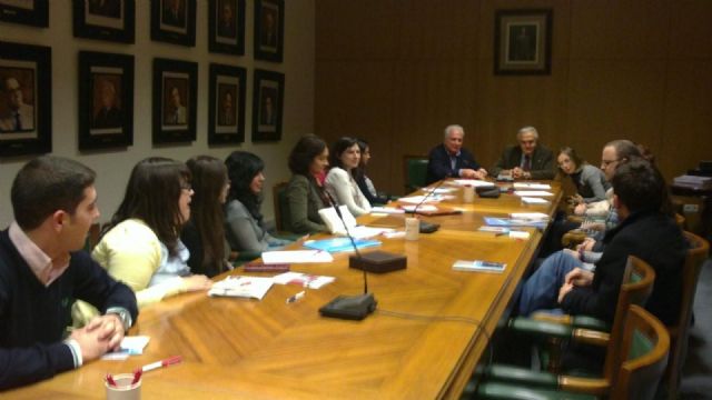 Nuevos destinos de los becarios de internacionalización 2011 - 1, Foto 1