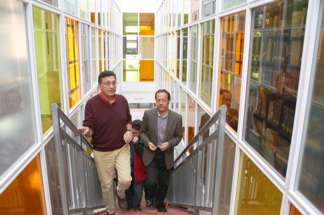 Los vecinos de Cabezo de Torres estrenan una biblioteca ampliada y renovada tras finalizar las obras de mejora - 1, Foto 1