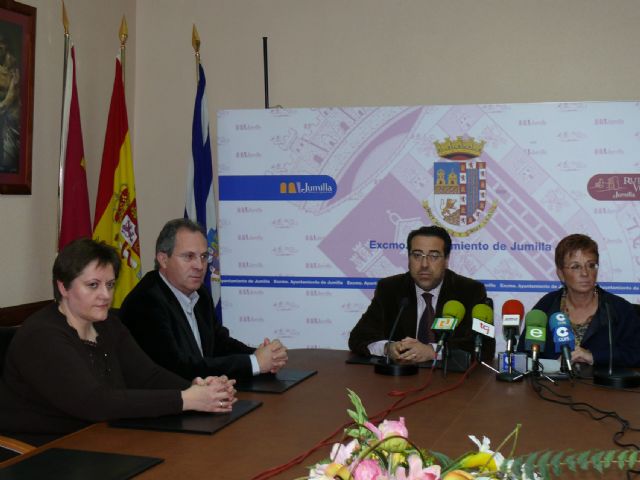 Begoña García Retegui visita Jumilla y se reúne con distintos colectivos sociales y empresariales de la ciudad - 2, Foto 2