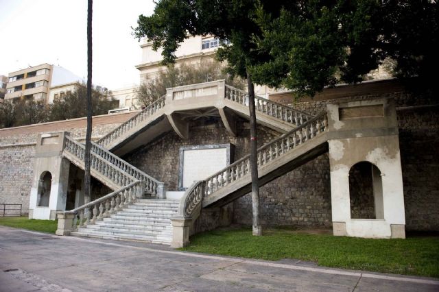 El Ayuntamiento restaurará la escalera de la Muralla del Mar proyectada por Víctor Beltrí - 3, Foto 3