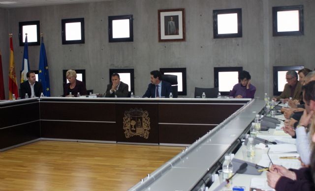 La oposición rechaza la propuesta del Equipo de Gobierno y los sindicatos para dotar de estabilidad a la plantilla del Ayuntamiento - 1, Foto 1