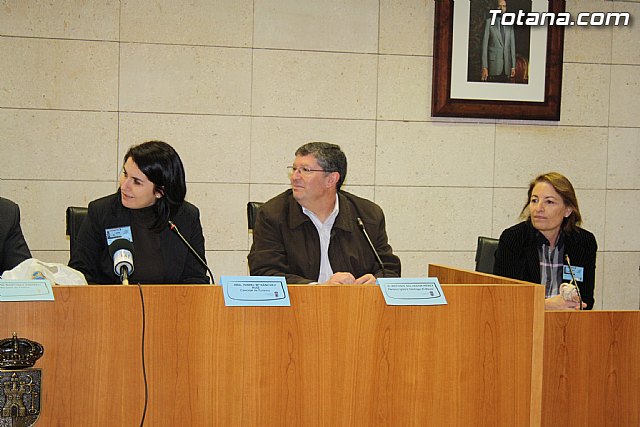 Ms de un centenar de totaneros participan en el primer encuentro 