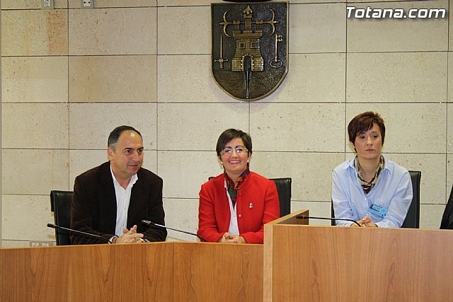 Ms de un centenar de totaneros participan en el primer encuentro 