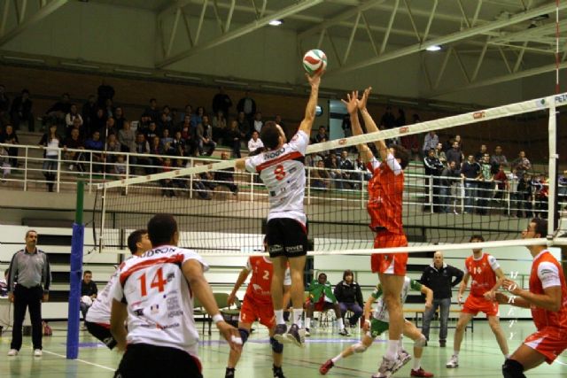 Buen partido de Ortodent Caravaca 2010 pese a la derrota frente a Unicaja (0-3) - 5