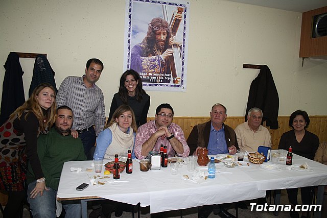 La Hermandad de Nuestro Padre Jess y la Cofrada de La Cada abrieron su servicio de bar durante las fiestas de Santa Eulalia - 3