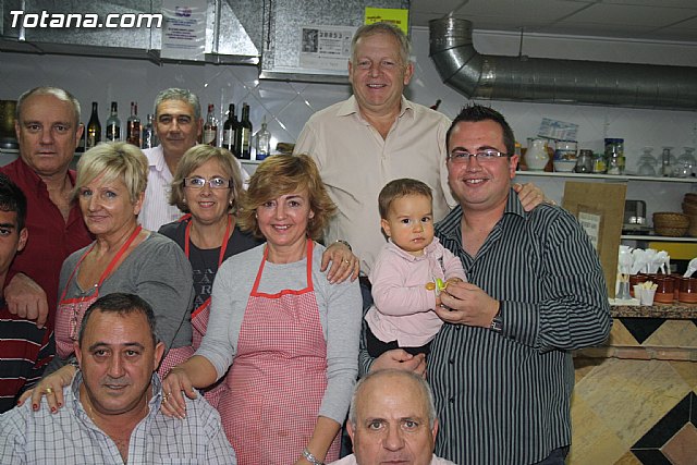 La Hermandad de Nuestro Padre Jess y la Cofrada de La Cada abrieron su servicio de bar durante las fiestas de Santa Eulalia - 21