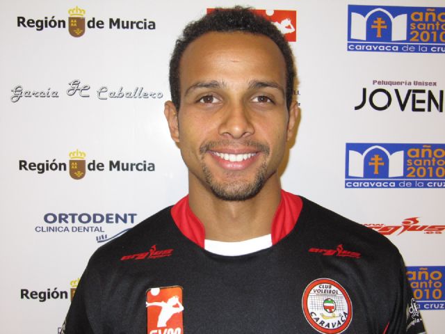 El opuesto Mauricio da Mota causa baja en el Ortodent Caravaca Año Santo 2010 - 2, Foto 2