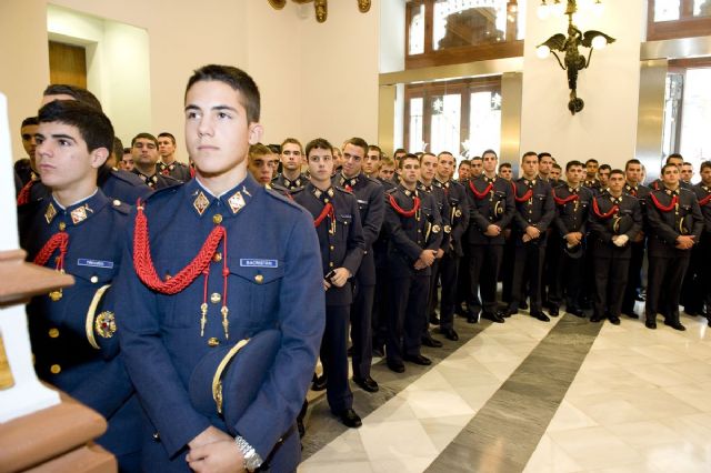 Un centenar de alumnos de la AGA, en el Palacio Consistorial con la alcaldesa - 2, Foto 2