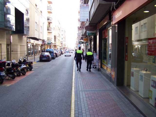 La Policía Local incrementará la vigilancia en las áreas comerciales durante las fiestas de Navidad y Reyes - 1, Foto 1