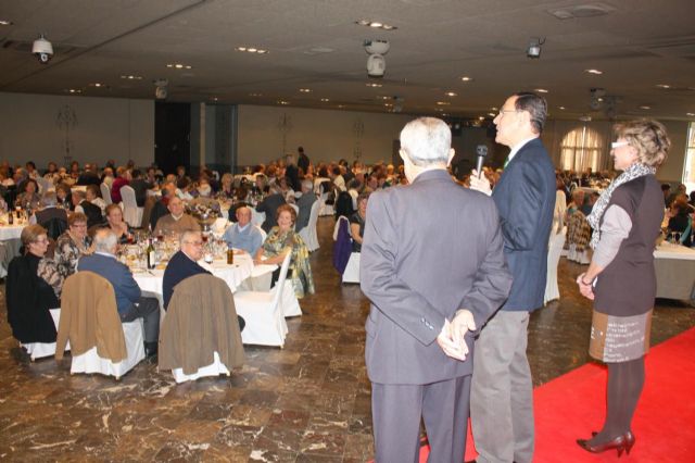 Cámara entrega los trofeos a los ganadores de los campeonatos de pachís, dominó y petanca de los centros de mayores - 2, Foto 2